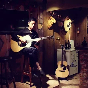 亚洲最大的黄色网
